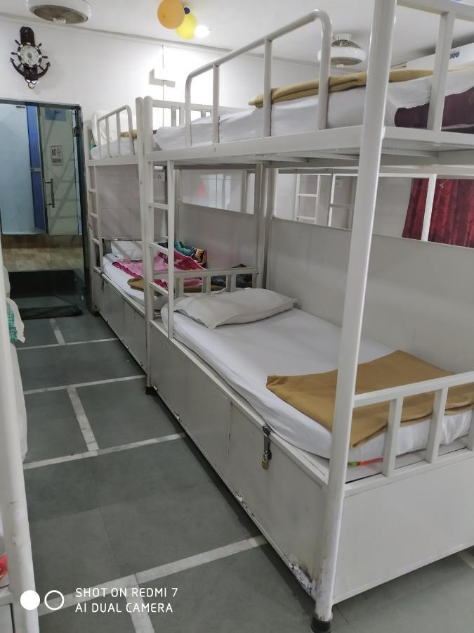 מומביי Star Dormitory מראה חיצוני תמונה